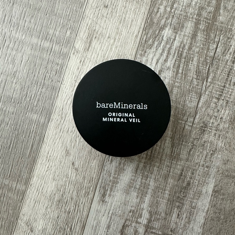Bare minerals